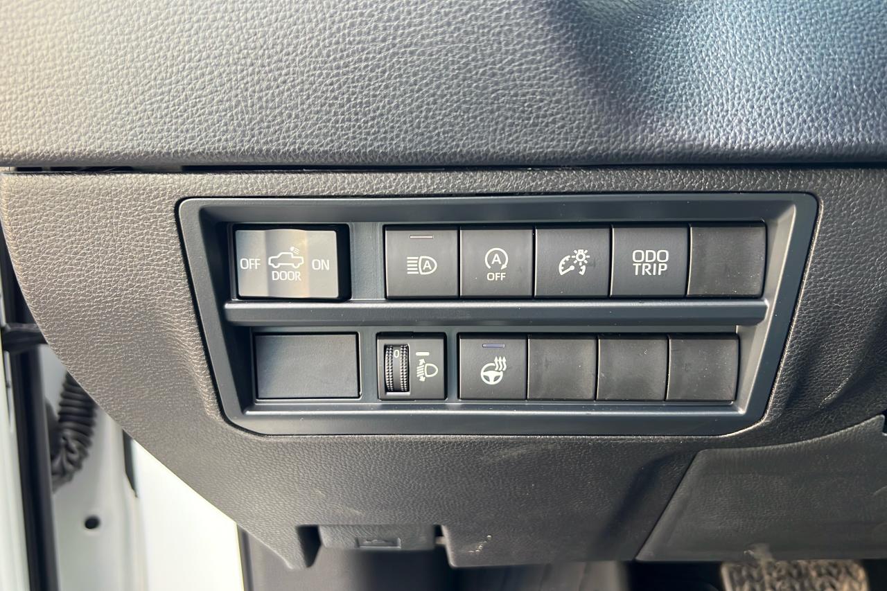 2025 Toyota Tundra SR5 L Photo