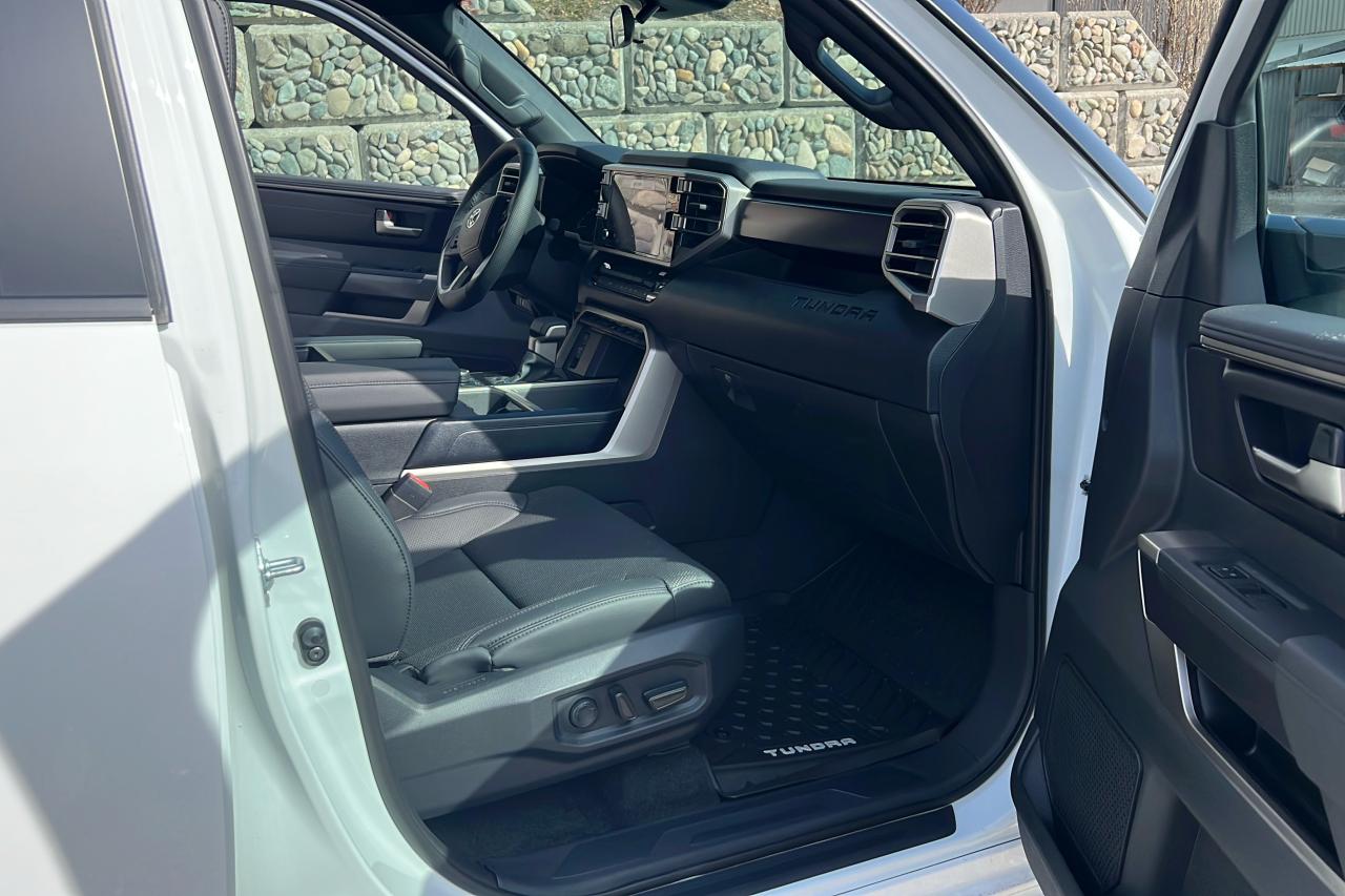 2025 Toyota Tundra SR5 L Photo