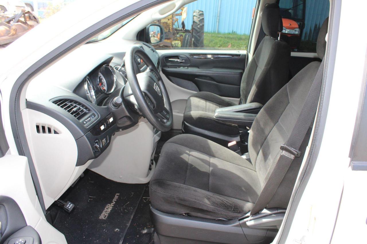 2013 Dodge Grand Caravan  Photo4