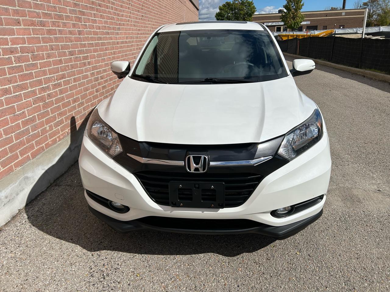 2016 Honda HR-V EX, AWD, BLUETOOTH, SUNROOF, HEATED SEATS - Photo #3