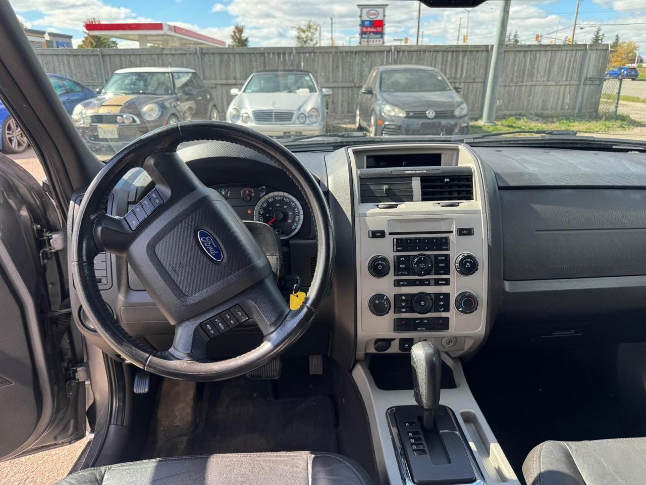 2010 Ford Escape XLT, V6, WELL SERVICED, AS IS - Photo #12