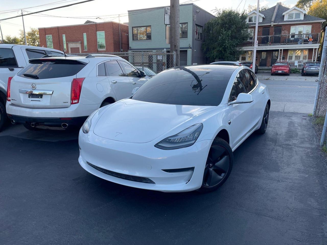 2019 Tesla Model 3 Standard Range Plus*NAV,BACKUP CAM, HEATED SEATS* Photo