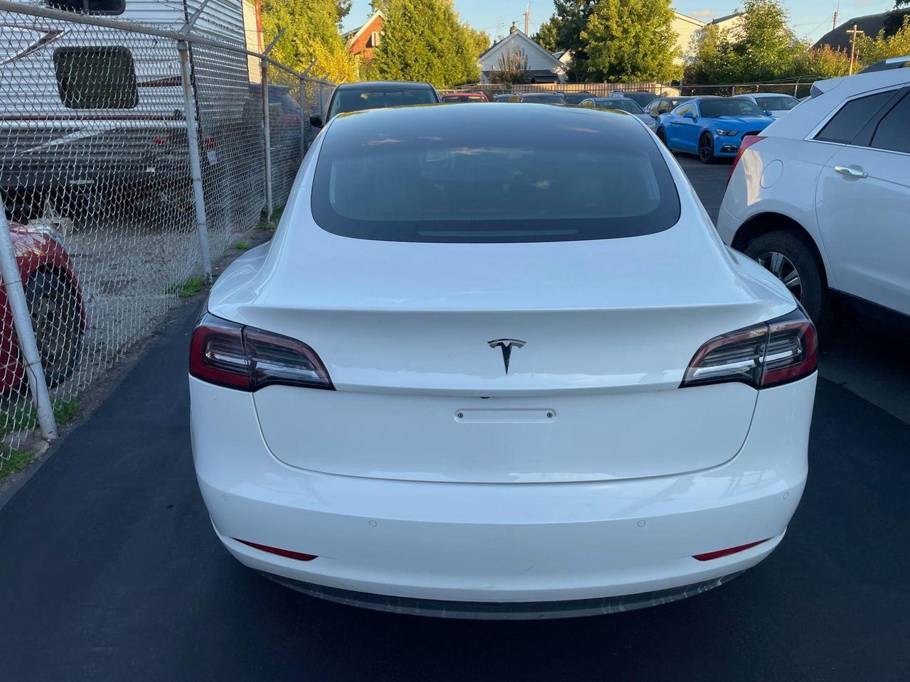 2019 Tesla Model 3 Standard Range Plus*NAV,BACKUP CAM, HEATED SEATS* Photo