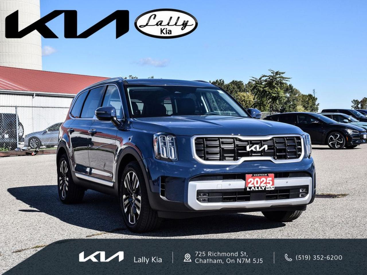 Used 2025 Kia Telluride DEMO - SX 8 PASSENGER/ APPLE CARPLAY & ANDROID AUTO, HARMAN/KARDON® PREMIUM SOUND SYSTEM, HEATED & AIR COOLED FRONT BUCKET SEATS, HEATED STEERING WHEEL, NAVIGATION SYSTEM, POWER LIFTGATE, POWER MOONRO for sale in Chatham, ON