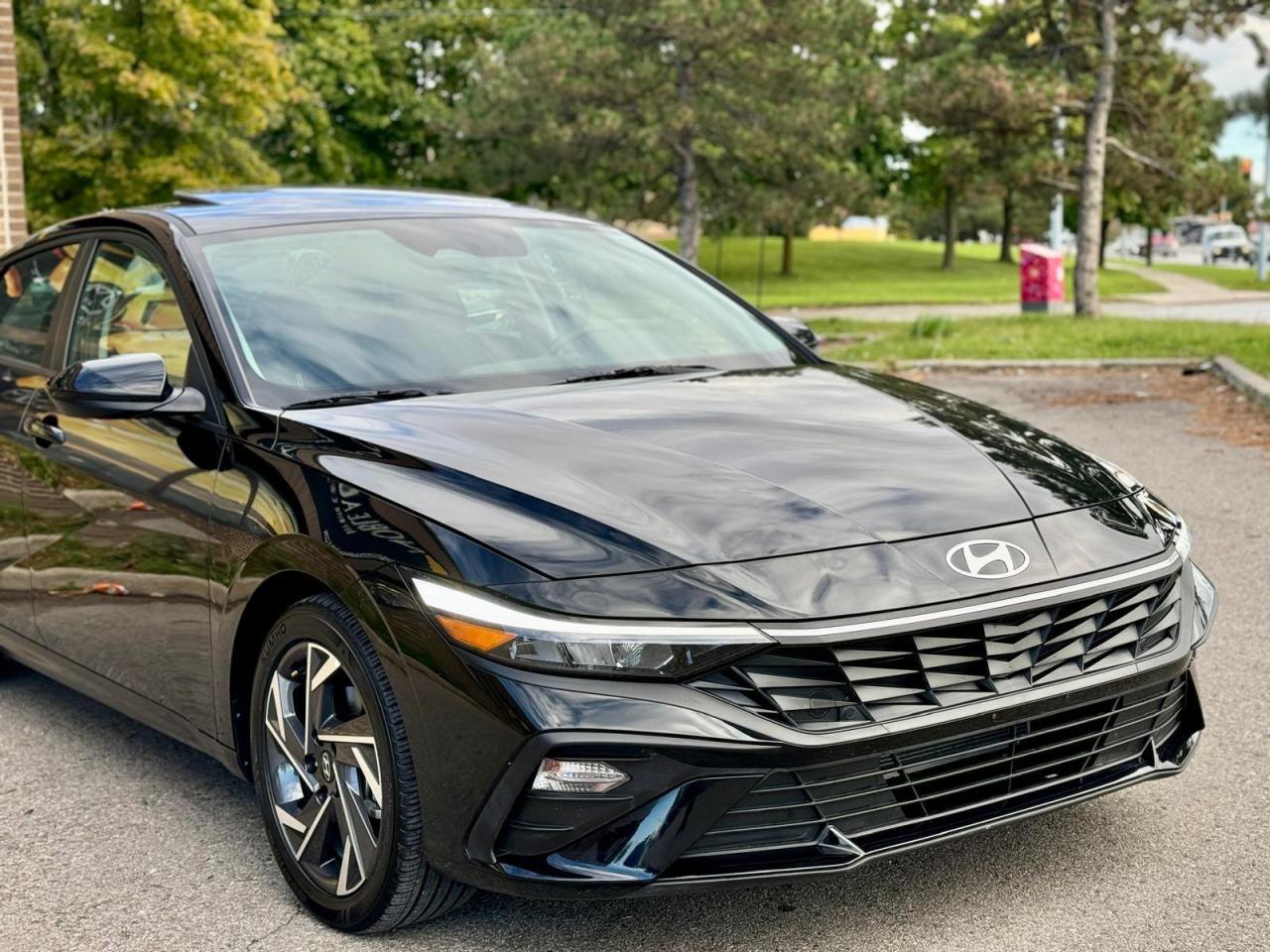 2024 Hyundai Elantra  Photo4