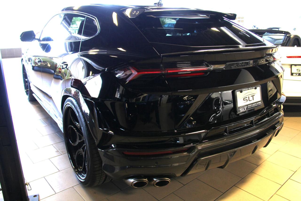 2023 Lamborghini Urus Performante Photo