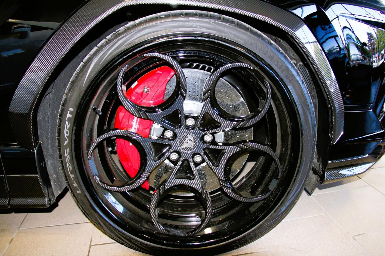 2023 Lamborghini Urus Performante Photo