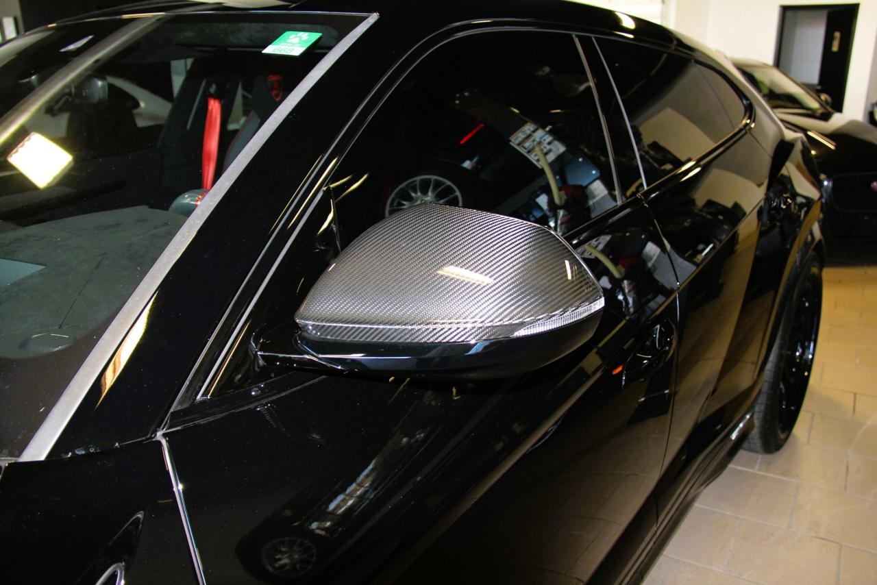 2023 Lamborghini Urus Performante Photo