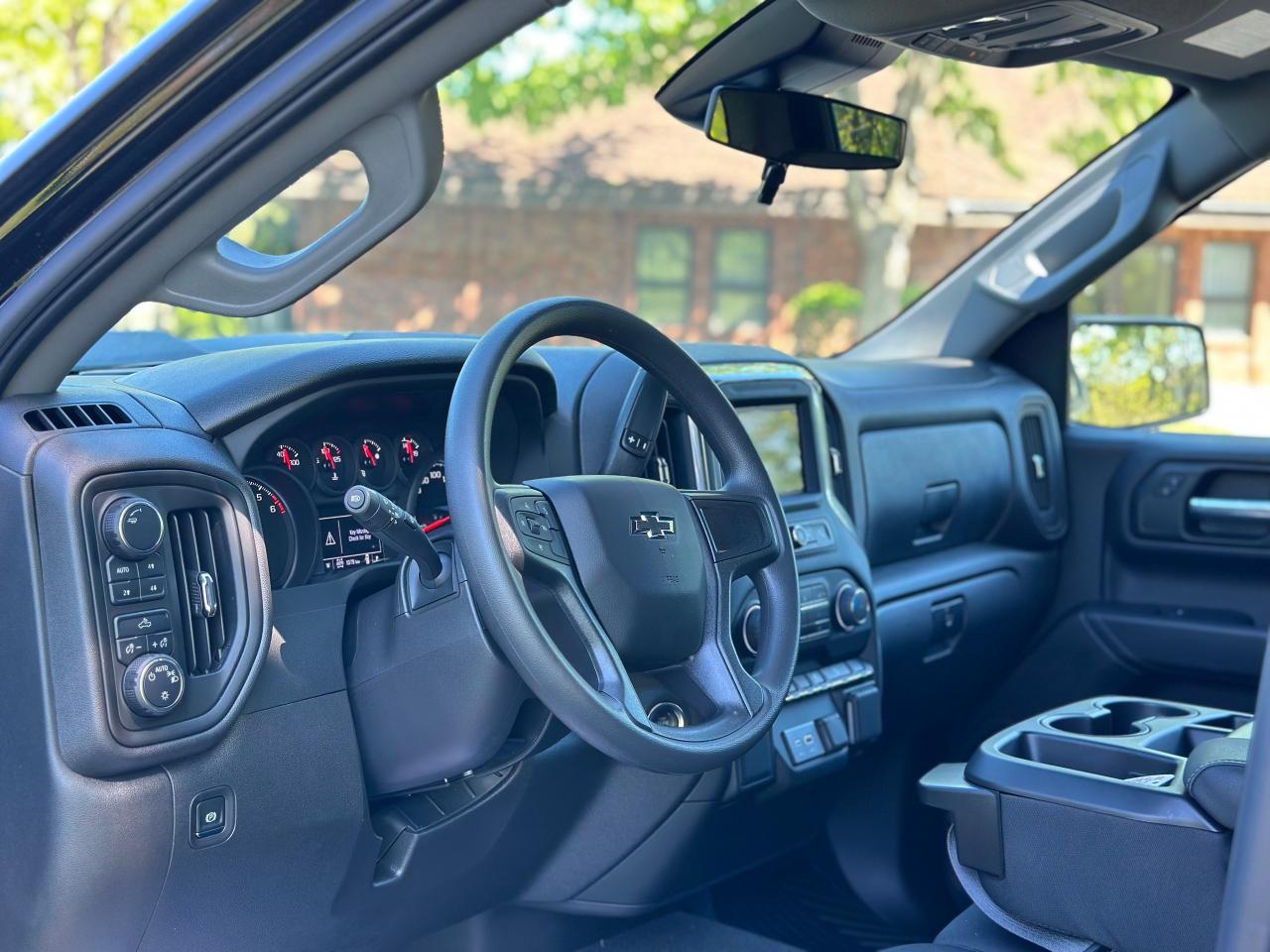 2024 Chevrolet Silverado 1500 Custom Trail Boss - Photo #10