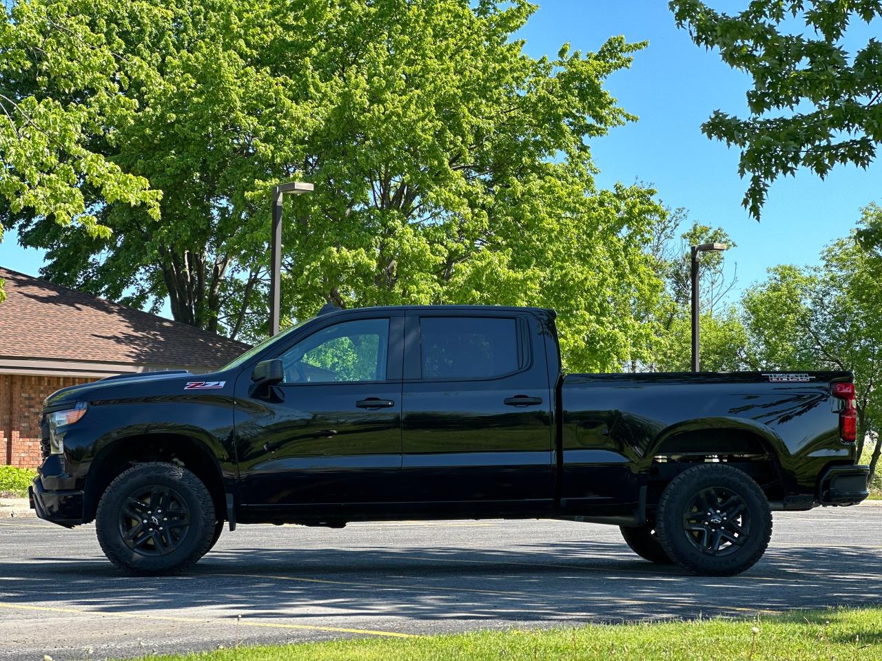 2024 Chevrolet Silverado 1500 Custom Trail Boss - Photo #3