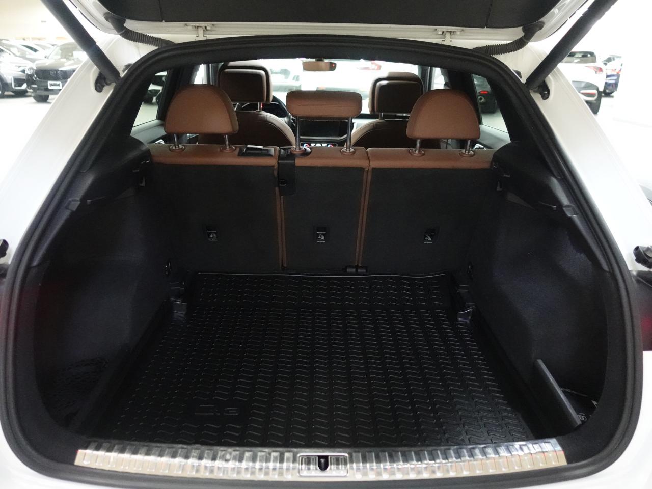 2020 Audi Q3 TECHNIK | S-Line | AWD | Nav | Sunroof | Leather