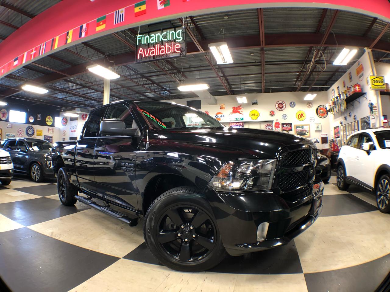 Used 2020 RAM 1500 Classic EXPRESS QUAD CAB 4X4 CRUISE CAMERA TOW PKG for sale in North York, ON