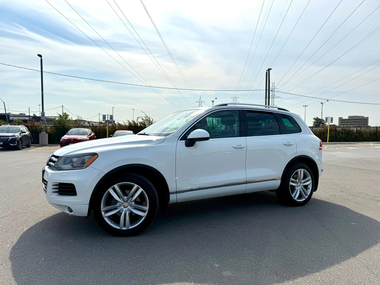 2013 Volkswagen Touareg 4dr V6 Highline