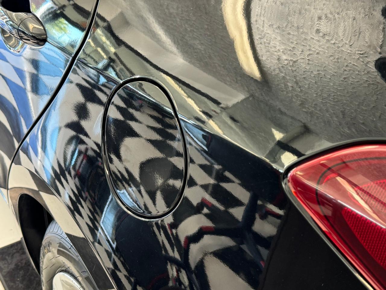2017 Kia Forte LX+New Tires+ApplePlay+Heated Seats+CLEAN CARFAX Photo122