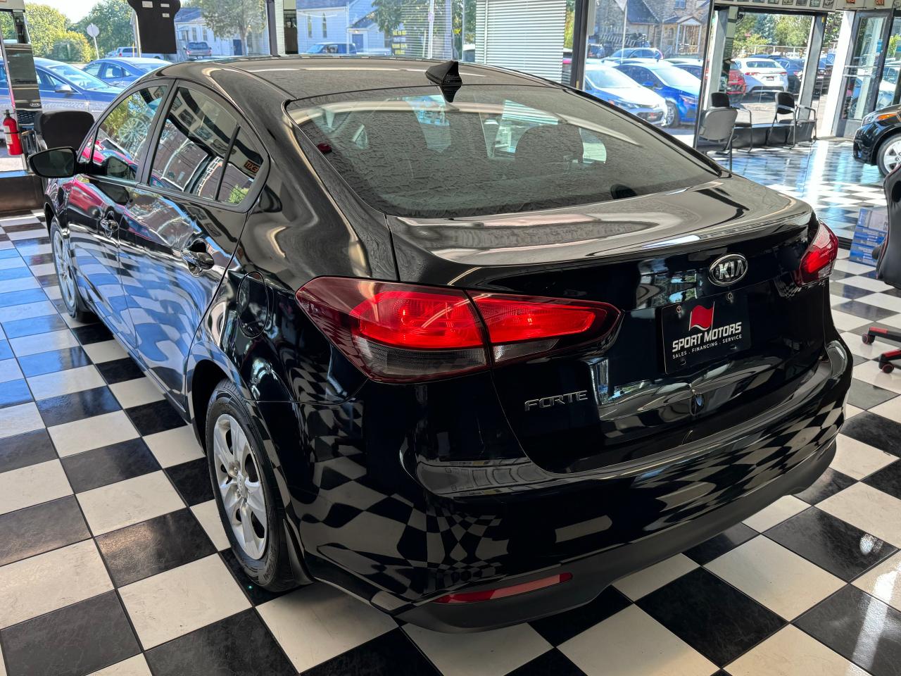 2017 Kia Forte LX+New Tires+ApplePlay+Heated Seats+CLEAN CARFAX Photo68