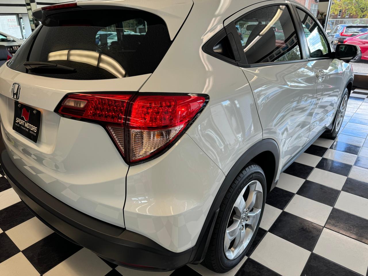 2016 Honda HR-V EX+Sunroof+Side Camera+Heated Seats+Dual Temp Cont - Photo #38