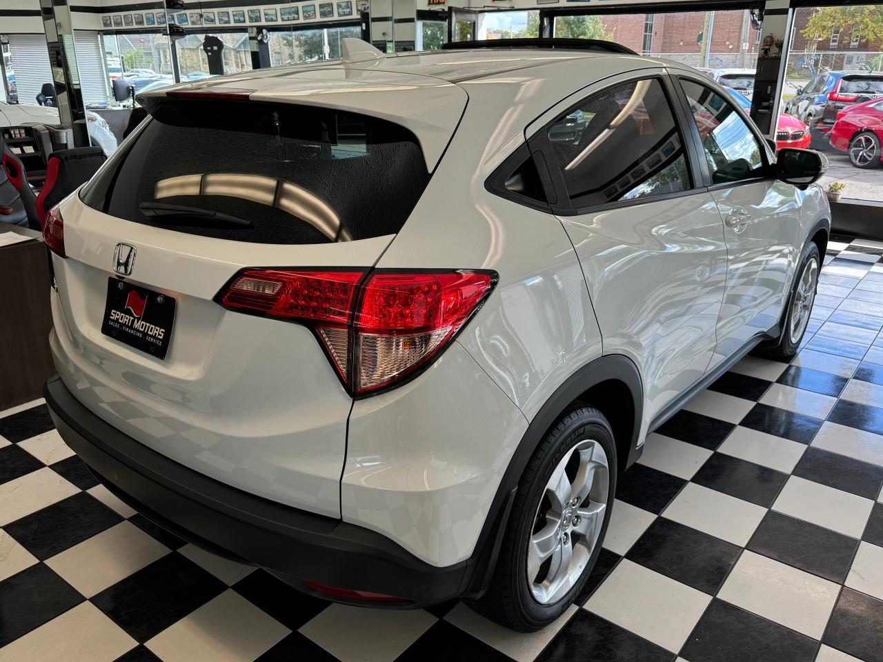 2016 Honda HR-V EX+Sunroof+Side Camera+Heated Seats+Dual Temp Cont - Photo #7