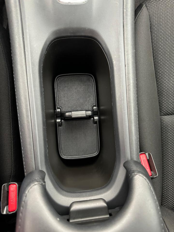 2016 Honda HR-V EX+Sunroof+Side Camera+Heated Seats+Dual Temp Cont - Photo #47