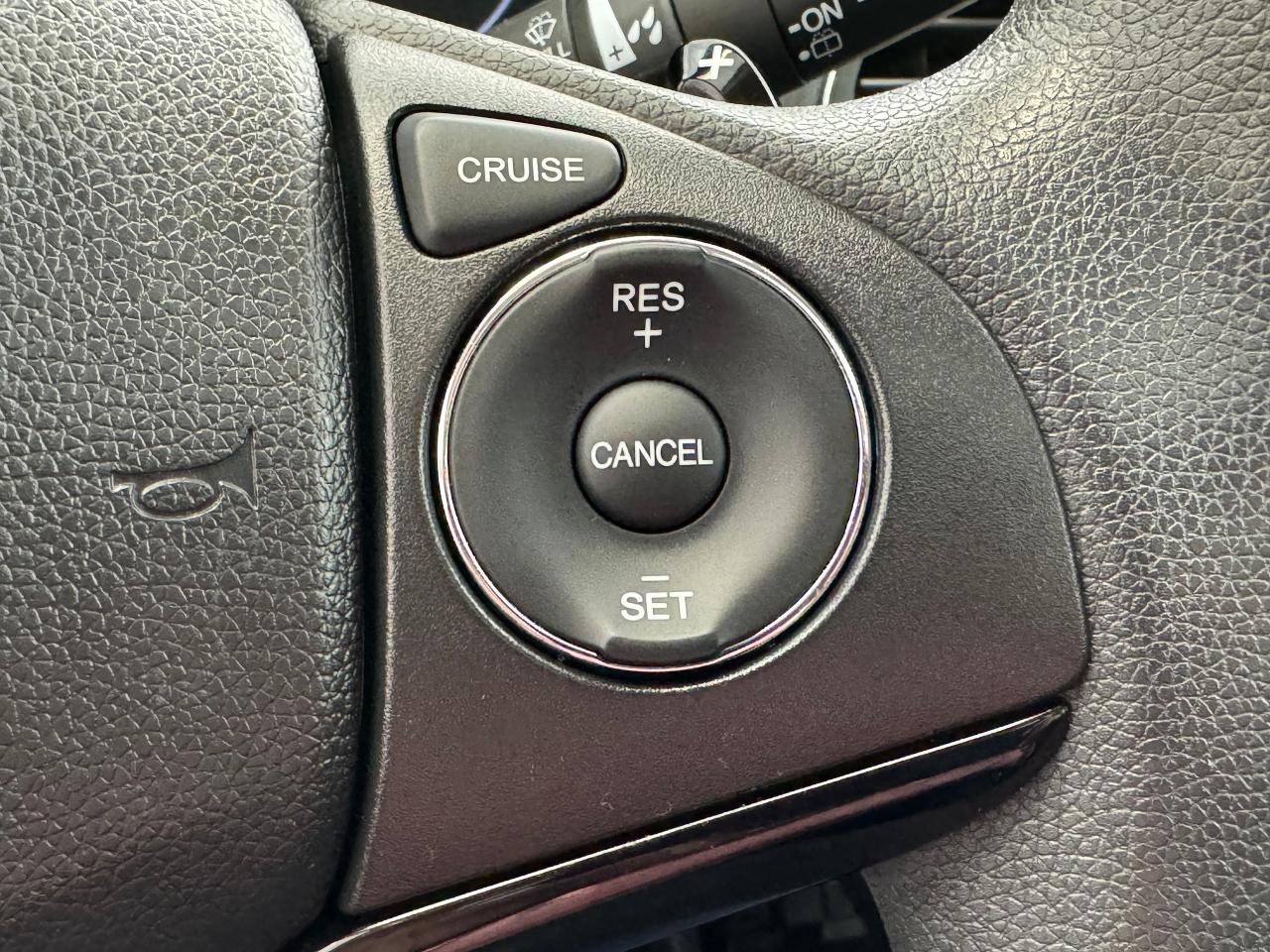 2016 Honda HR-V EX+Sunroof+Side Camera+Heated Seats+Dual Temp Cont Photo42