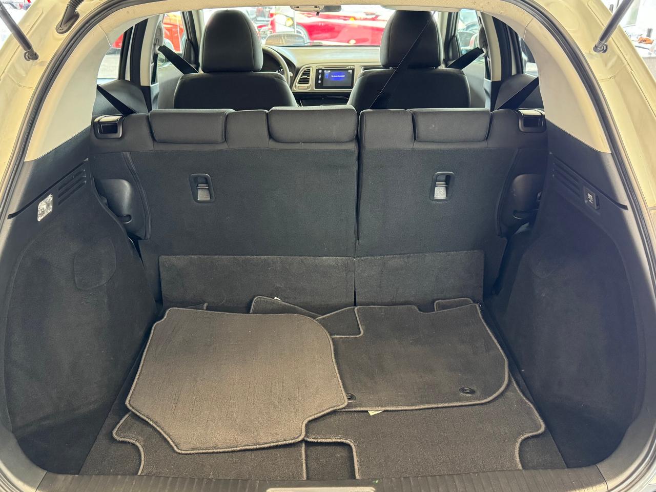 2016 Honda HR-V EX+Sunroof+Side Camera+Heated Seats+Dual Temp Cont Photo85