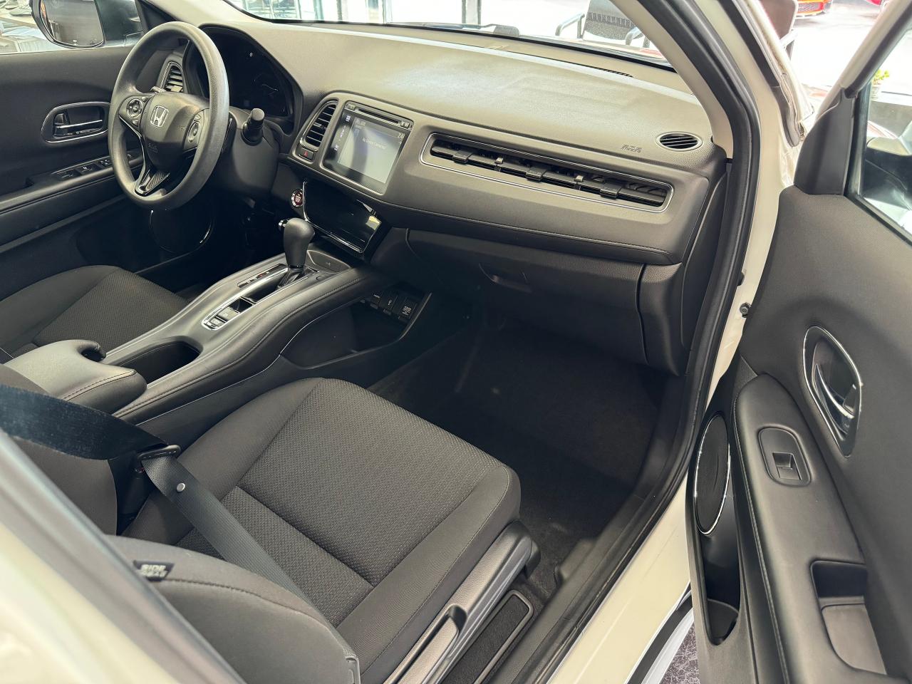 2016 Honda HR-V EX+Sunroof+Side Camera+Heated Seats+Dual Temp Cont Photo21