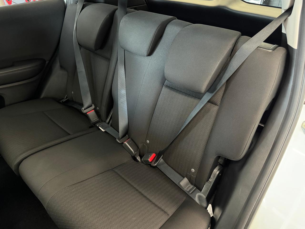 2016 Honda HR-V EX+Sunroof+Side Camera+Heated Seats+Dual Temp Cont Photo25