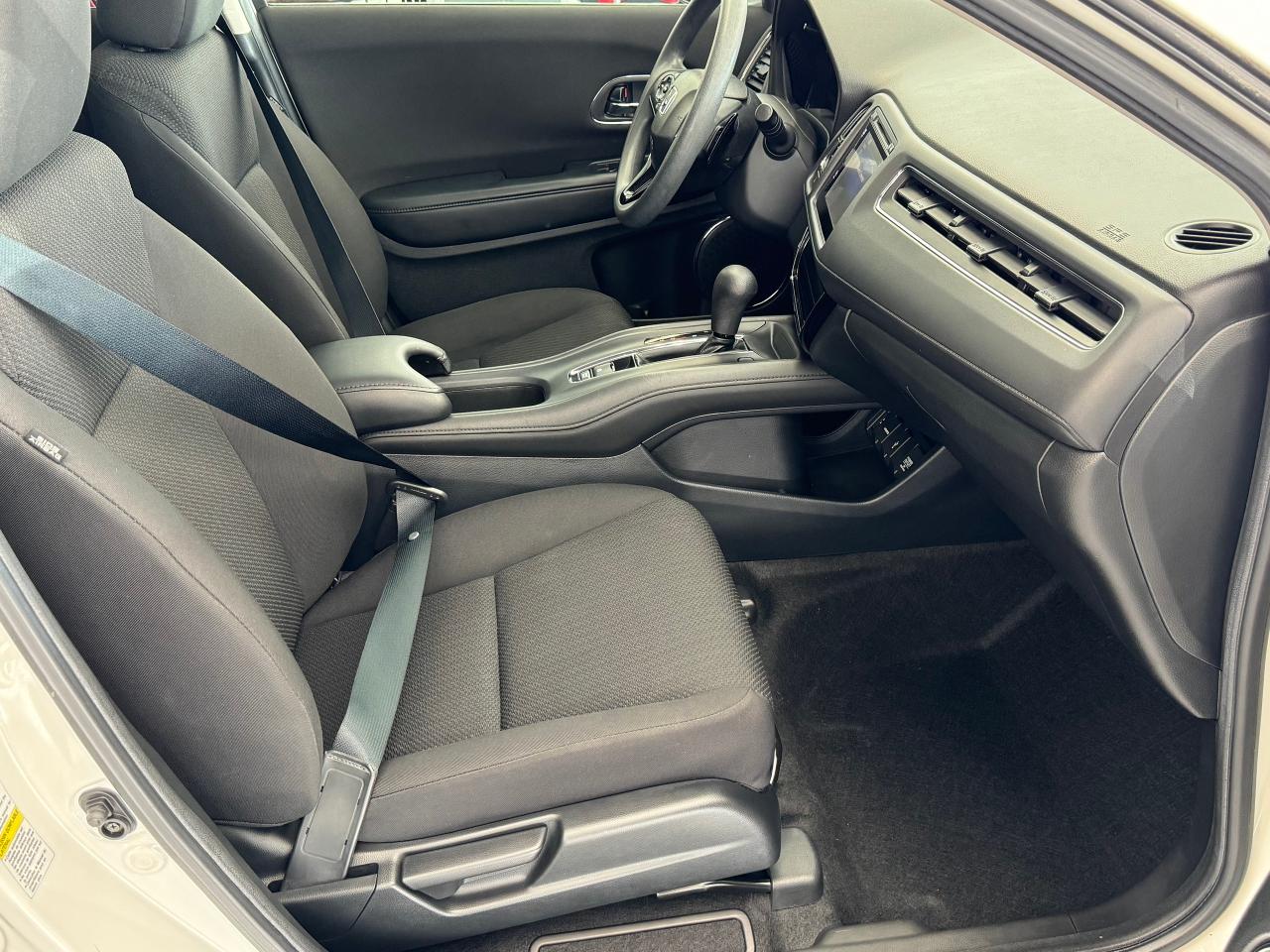 2016 Honda HR-V EX+Sunroof+Side Camera+Heated Seats+Dual Temp Cont Photo22