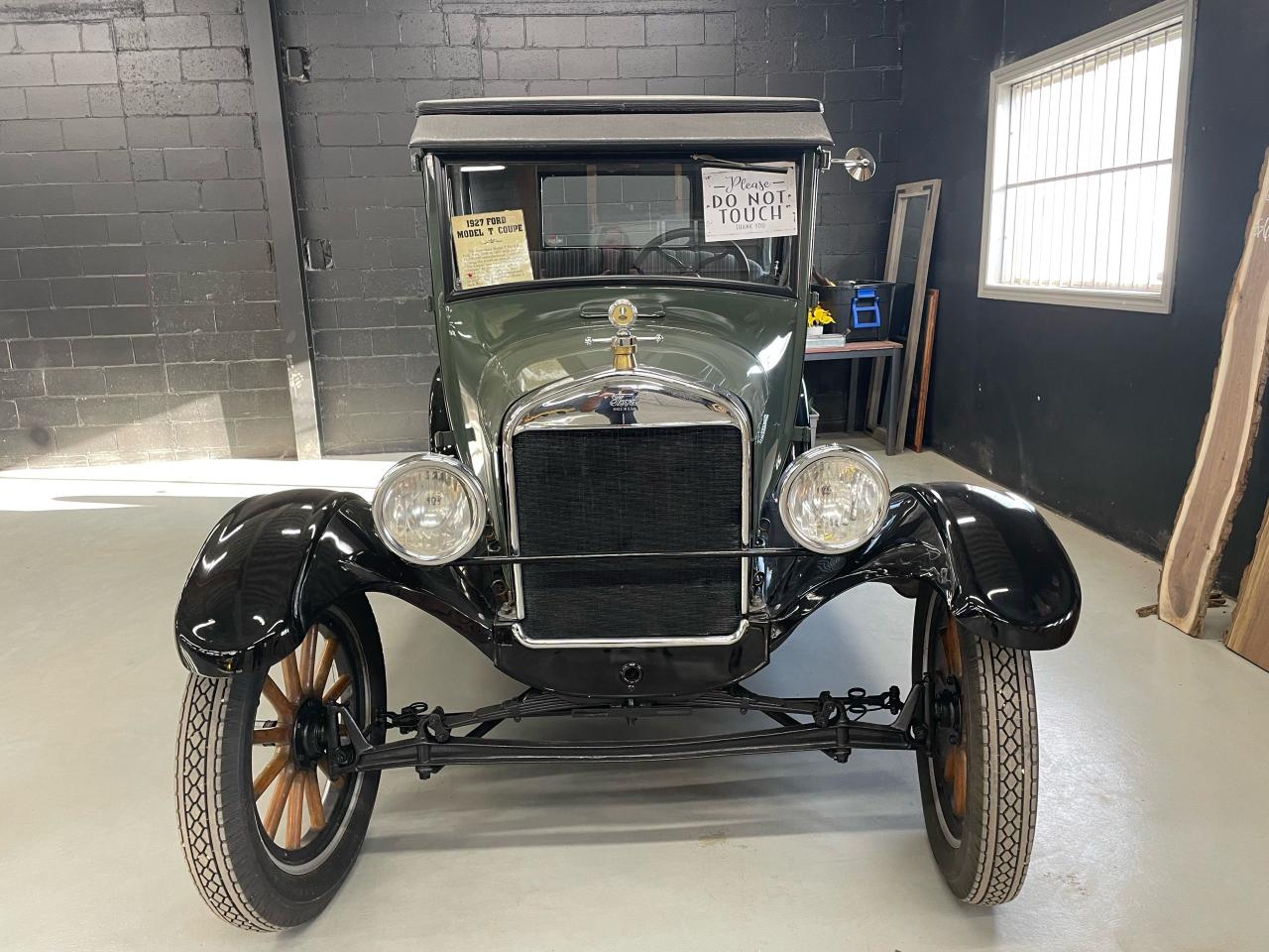 1927 Ford Model T  Photo2