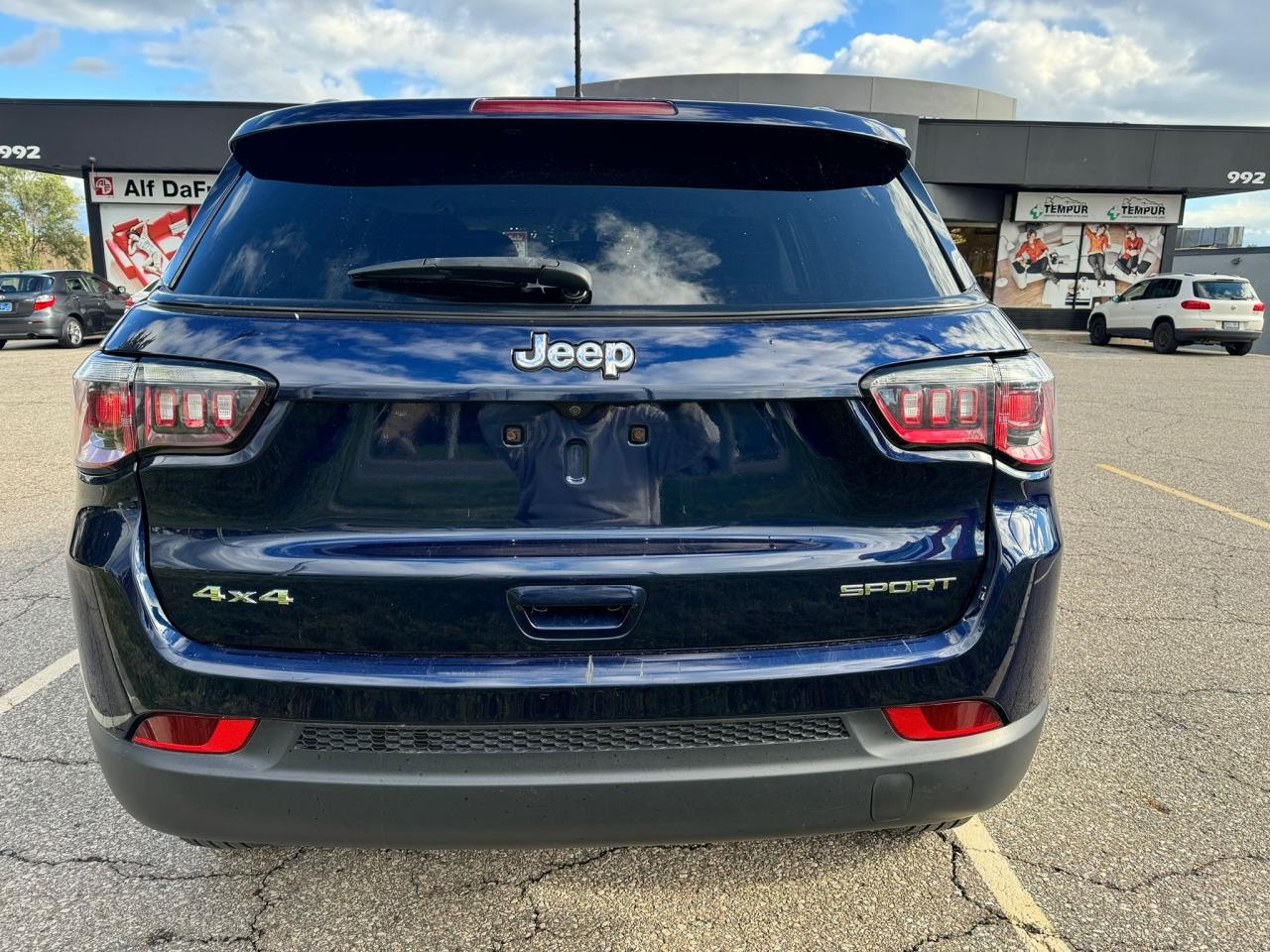 2018 Jeep Compass SPORT 4x4 /ACCIDENT FREE/ONE OWNER - Photo #9
