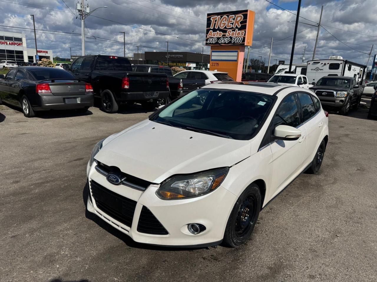 2012 Ford Focus Titanium, LEATHER, WINTER TIRES, CERTIFIED