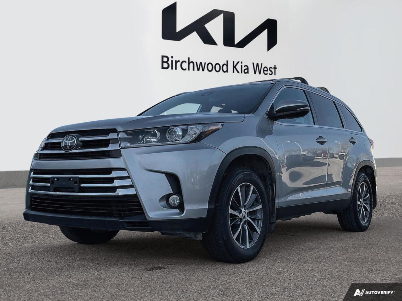 Used 2019 Toyota Highlander XLE Local Trade | One-Owner for sale in Winnipeg, MB