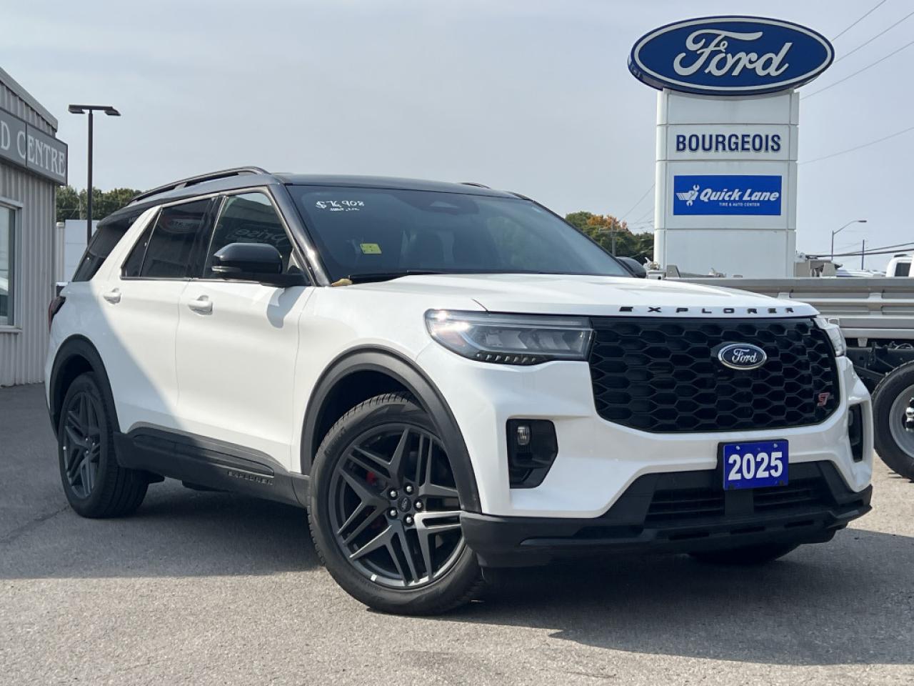 New 2025 Ford Explorer ST  *HTD/CLD SEATS, 13.2