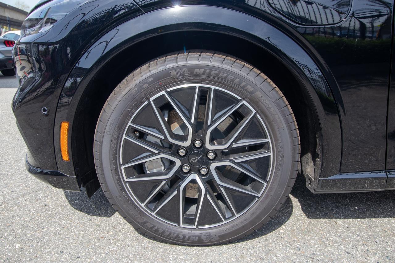 2024 Ford Mustang Mach-E Premium RWD Standard Range Photo5
