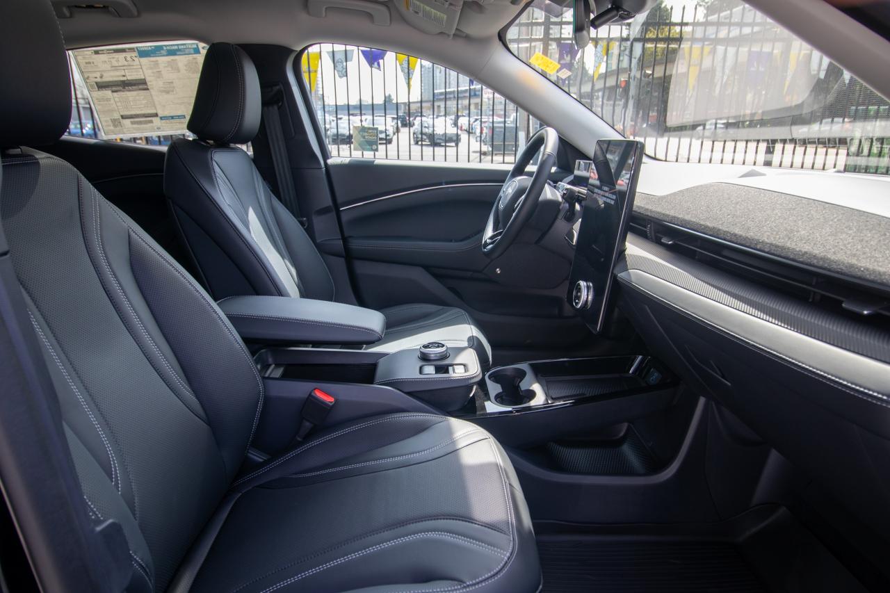 2024 Ford Mustang Mach-E Premium RWD Standard Range Photo5