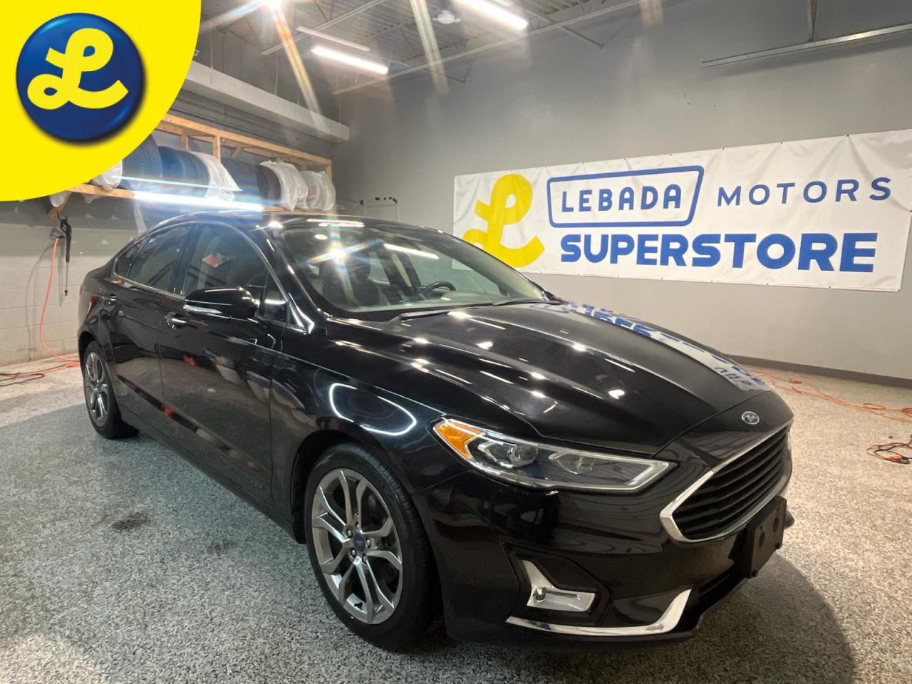 Used 2020 Ford Fusion Hybrid Titanium Hybrid *  Navigation * Sunroof * Leather * Remote Start * 911 Assist * Rear View Camera * Rear Parking Sensors * FordPass Connect * Apple Car for sale in Cambridge, ON