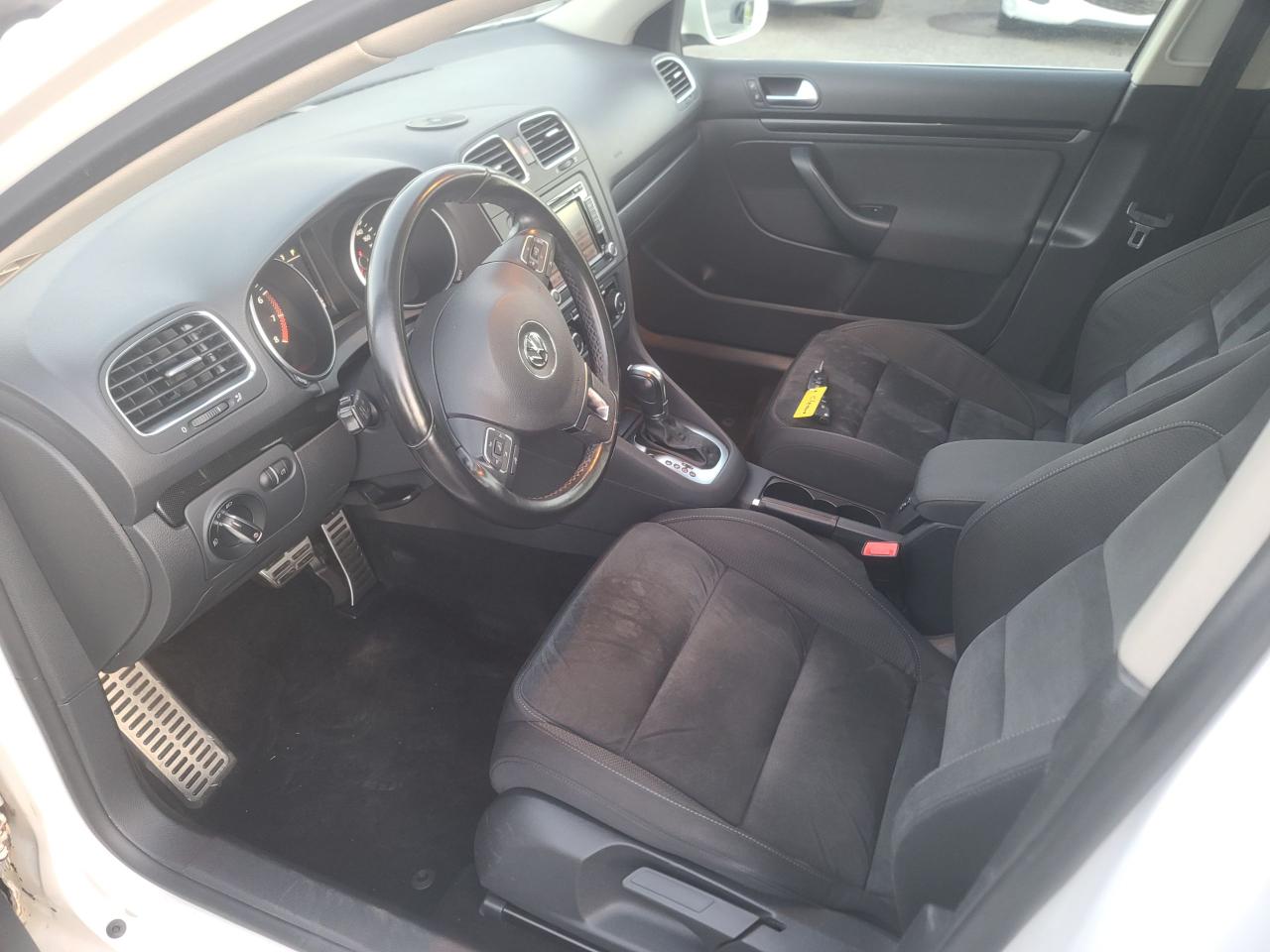2013 Volkswagen Golf Wagon AUTO, 2.5L, PANORAMIC, A/C, POWER GROUP, MINT - Photo #11