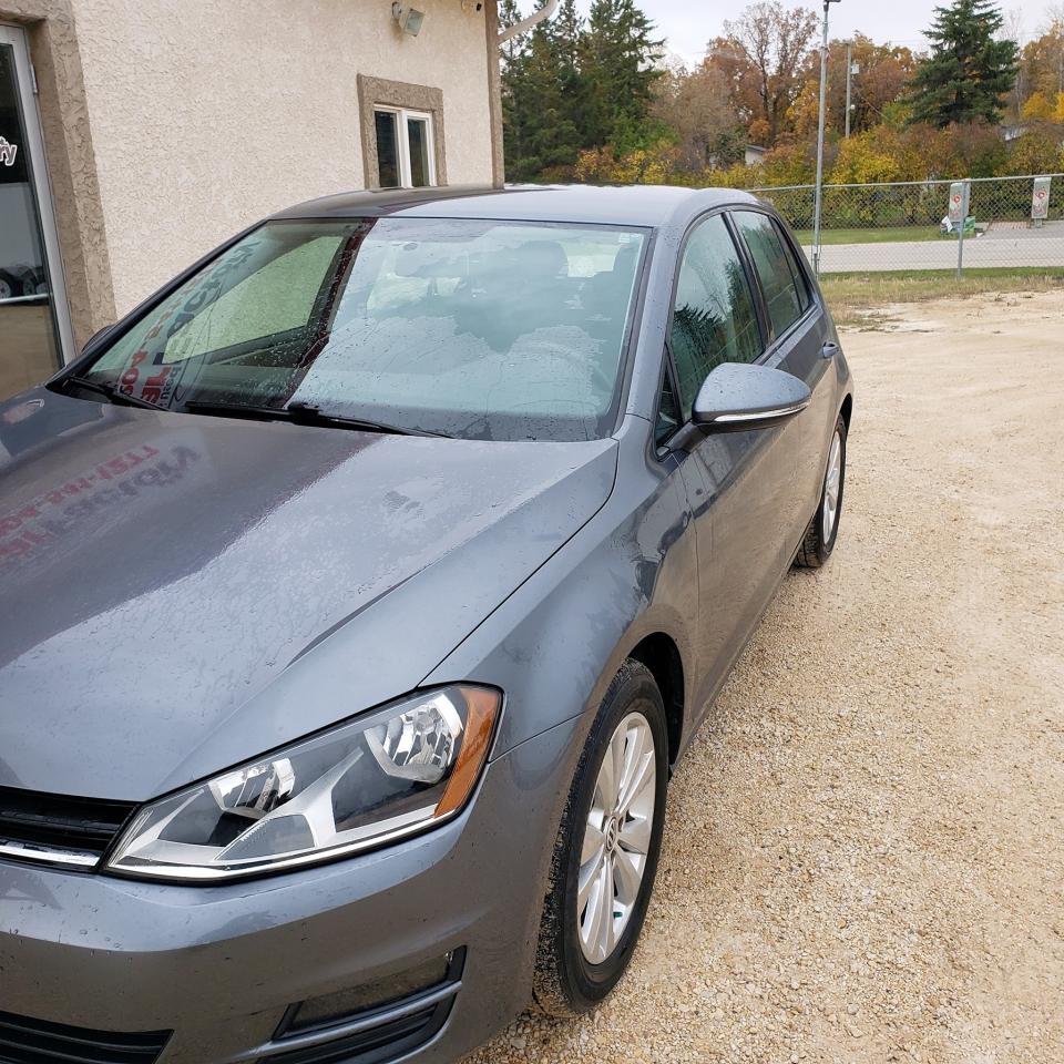 2015 Volkswagen Golf Comfortline TSI Automatic - Photo #2