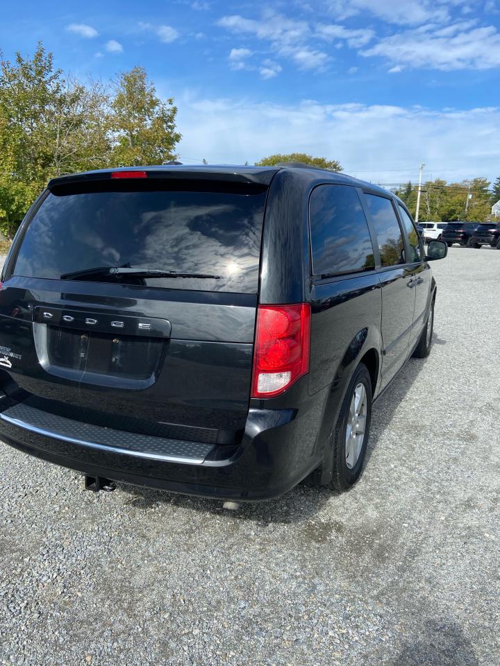 2017 Dodge Grand Caravan CANADA VALUE PACKAGE Photo4