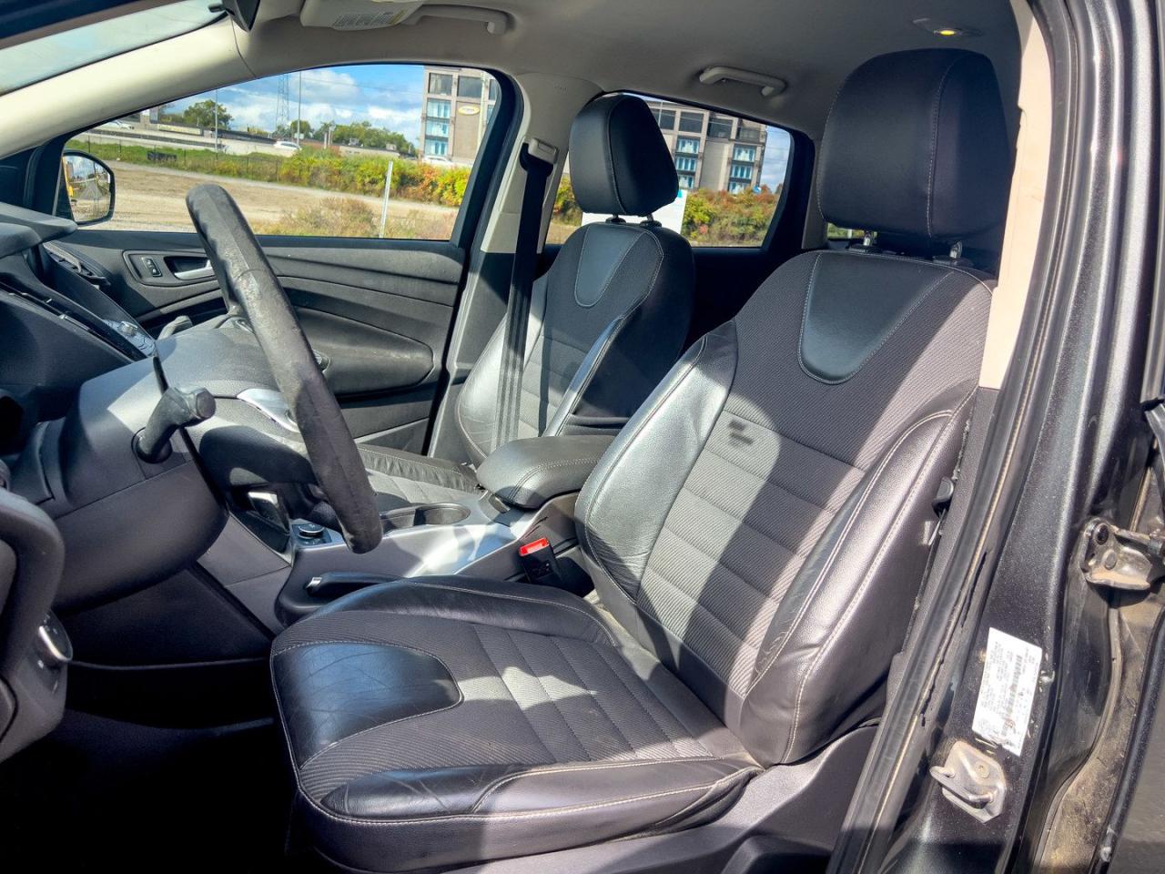 2016 Ford Escape SE - 4WD Easy Financing, Fast Approvals - Photo #10
