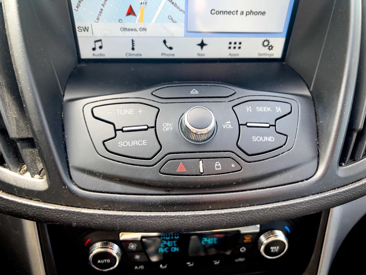 2016 Ford Escape SE - 4WD Easy Financing, Fast Approvals - Photo #17