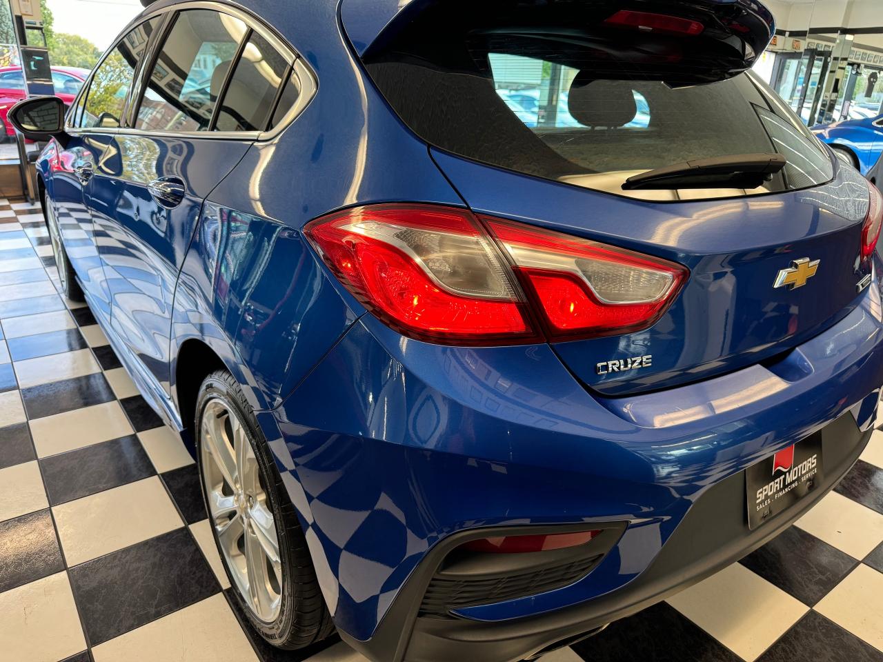 2018 Chevrolet Cruze Premier+Leather+New Tires+Brakes+CLEAN CARFAX - Photo #39