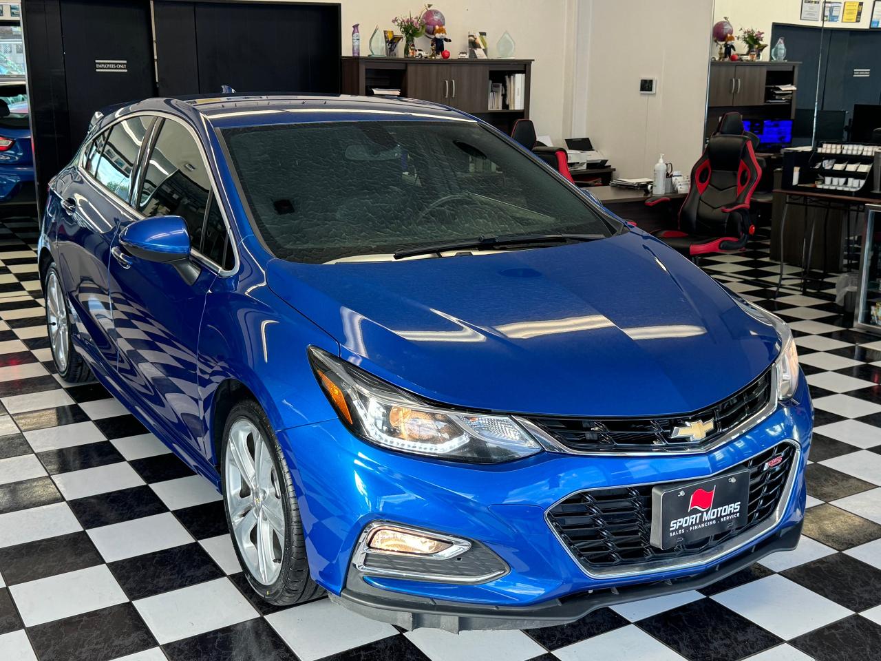 2018 Chevrolet Cruze Premier+Leather+New Tires+Brakes+CLEAN CARFAX - Photo #8