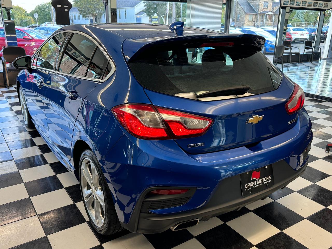 2018 Chevrolet Cruze Premier+Leather+New Tires+Brakes+CLEAN CARFAX - Photo #5