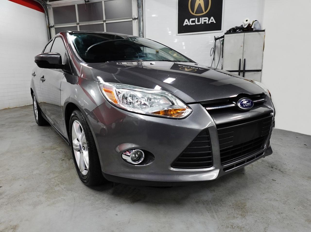 Used 2013 Ford Focus SE MODEL, WELL MAINTAIN,NO ACCIDENT, HB for sale in North York, ON