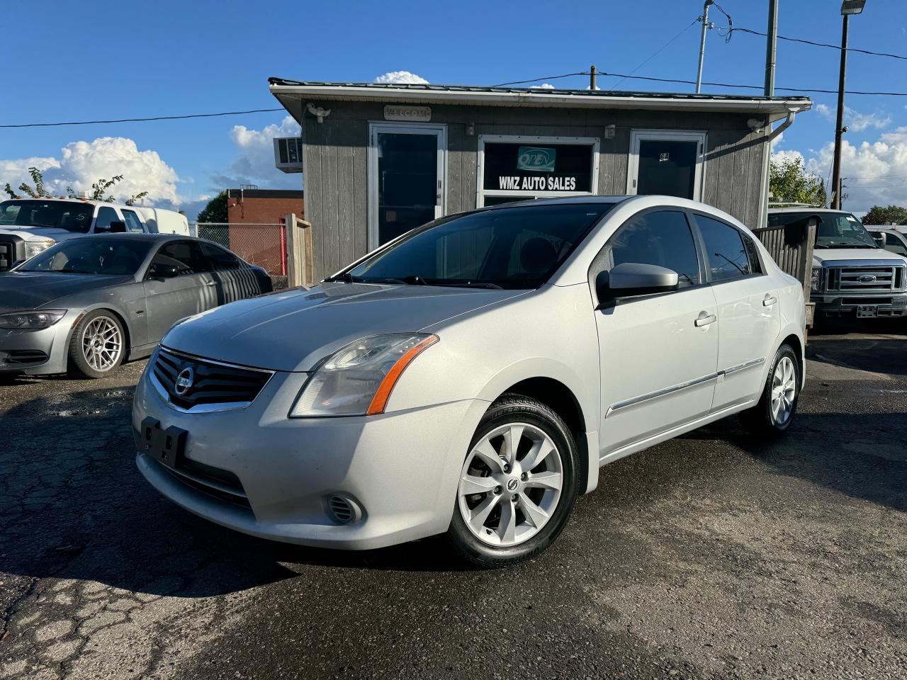 2010 Nissan Sentra 2.0 S - Photo #1