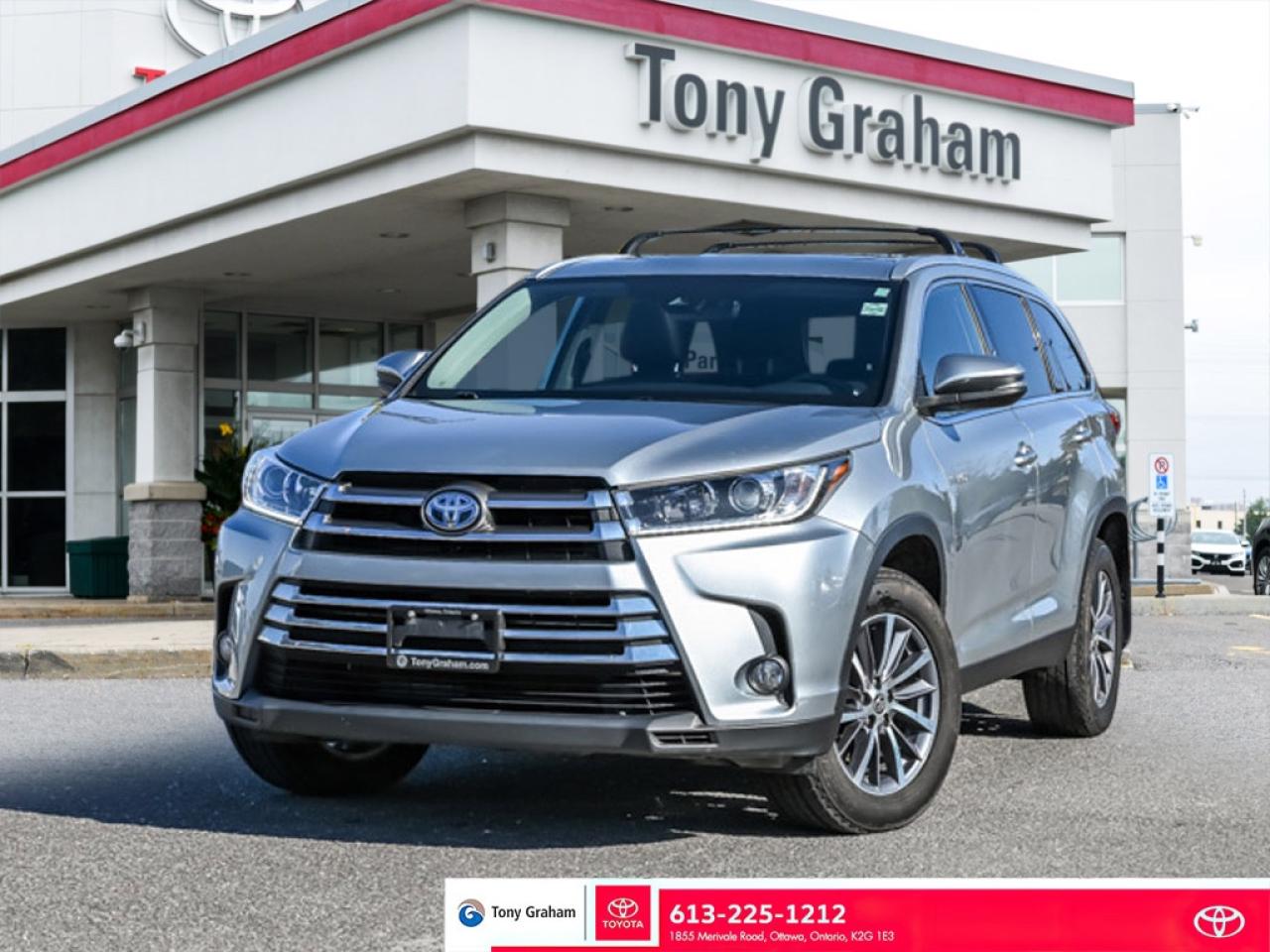 Used 2019 Toyota Highlander HYBRID XLE for sale in Ottawa, ON