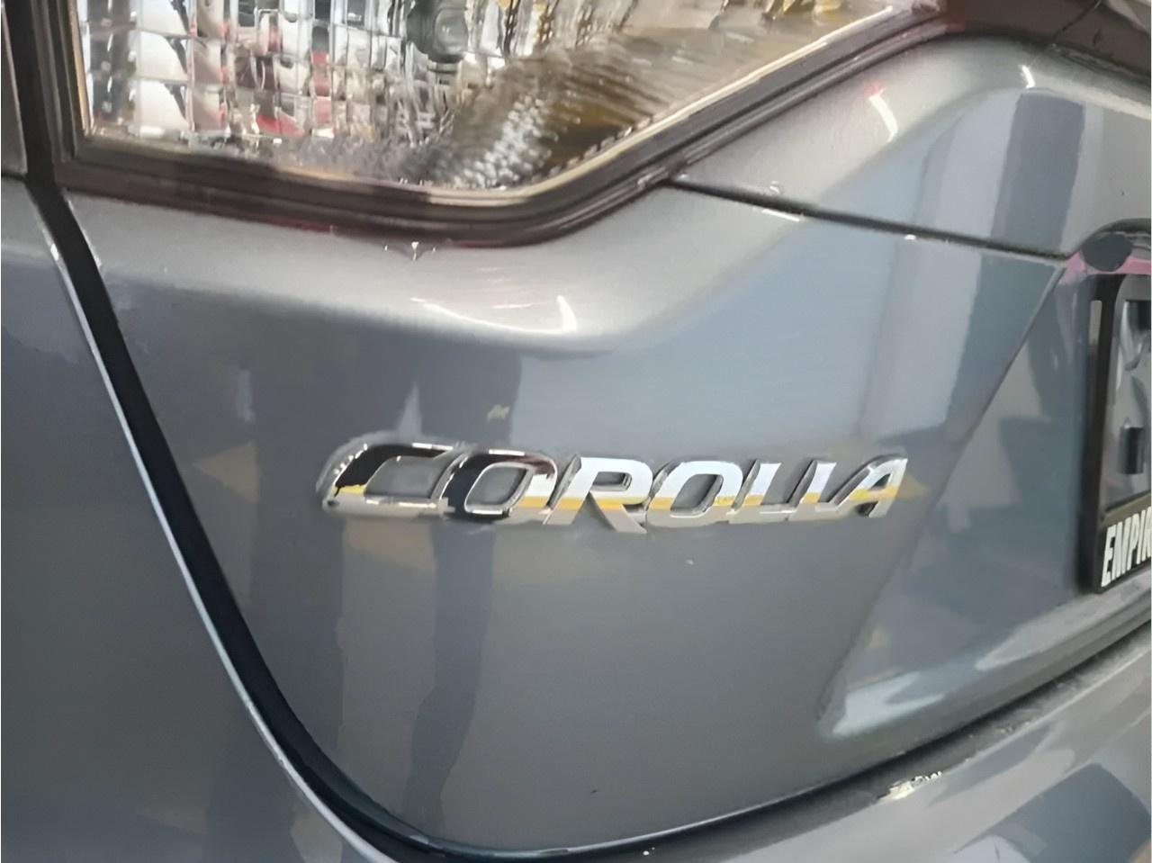 2023 Toyota Corolla HYBRID  LE   BACK UP CAM  NO ACCIDENTS Photo4