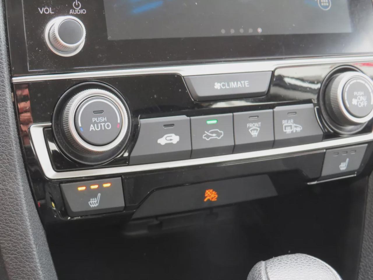 2020 Honda Civic Sedan LX (**SAFETY/CERTIFIED!!**AUTOMATIC**A/C**HEATED SEATS**REVERSE CAMERA**LANE ASSIST**COLLISION WARNING**DIGITAL TOUCHSCREEN**BLUETOOTH**CRUISE CONTROL**) Photo