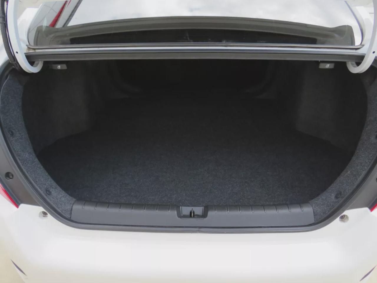 2020 Honda Civic Sedan Sport | Clean Title/No Accidents!! | Safety/Certified!! | Remote Start | Alloy Rims | Push Button Start | Sunroof | Power Seats | Heated Seats | Dual Climate Control | Collision Warning | Lane Assist | Digital Touchscreen | Electric Parking Brake Photo