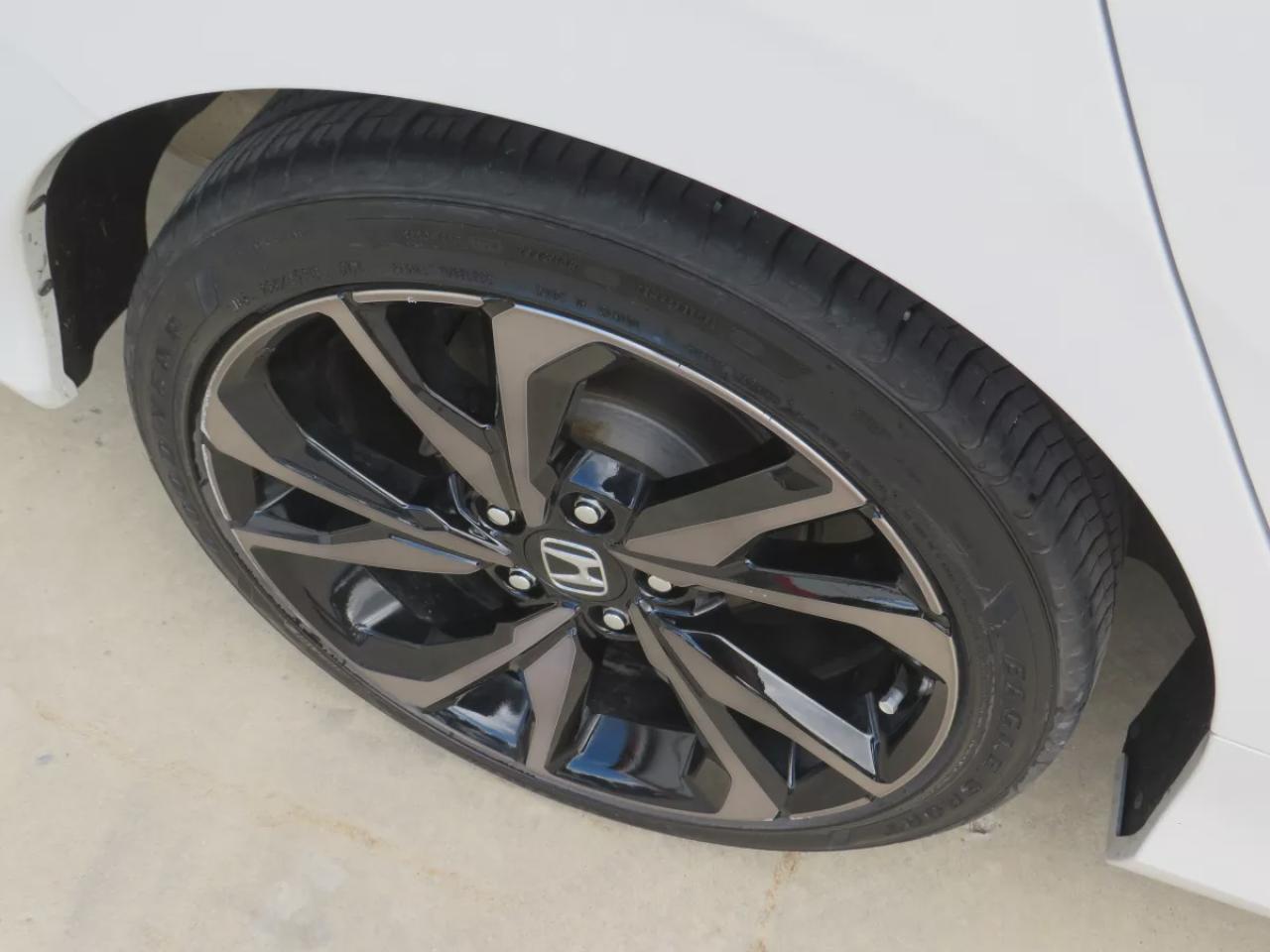 2020 Honda Civic Sedan Sport | Clean Title/No Accidents!! | Safety/Certified!! | Remote Start | Alloy Rims | Push Button Start | Sunroof | Power Seats | Heated Seats | Dual Climate Control | Collision Warning | Lane Assist | Digital Touchscreen | Electric Parking Brake Photo